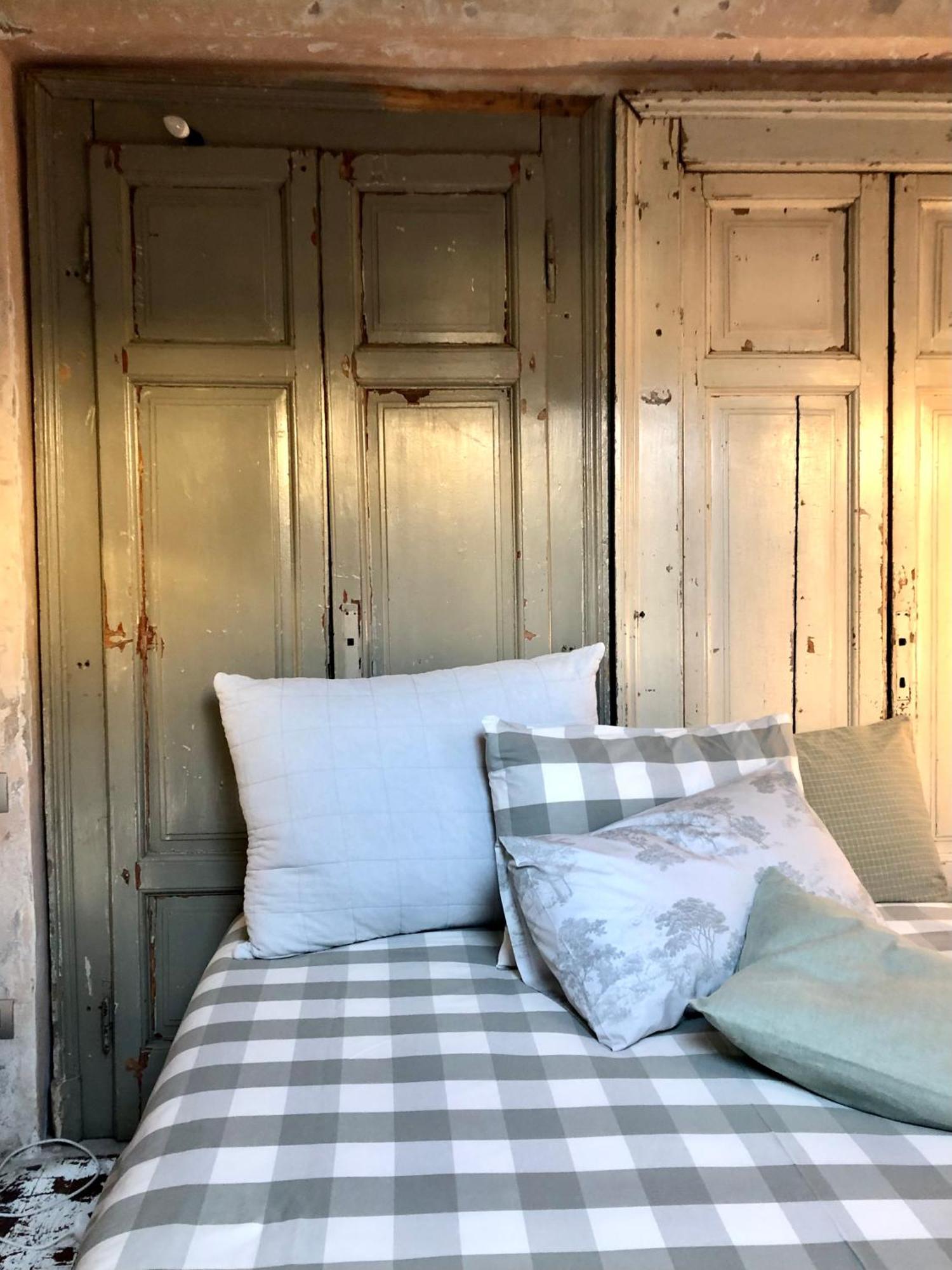 Charming And Design Attic Loft Central Milan In Coolest Area Navigli Ticinese ภายนอก รูปภาพ